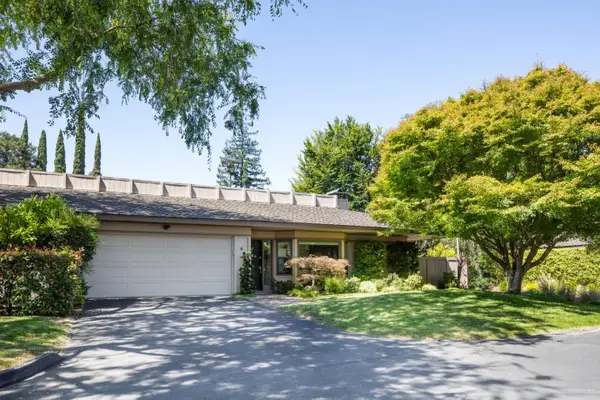 6 Bay Tree, Los Altos, CA 94022