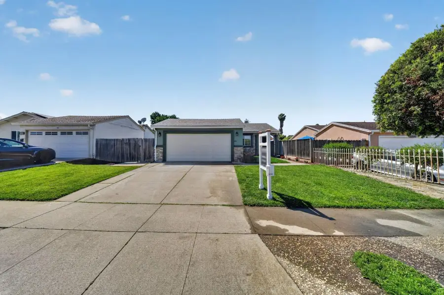1892 Macduee Way, San Jose, CA 95121 - #2