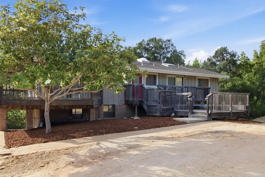 18 Middle Canyon Way #B, Carmel Valley, CA 93924 - #2