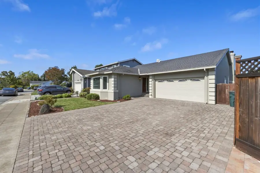 310 Mainsail Court, Foster City, CA 94404 - #3