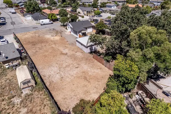 1422 York Avenue, Campbell, CA 95008