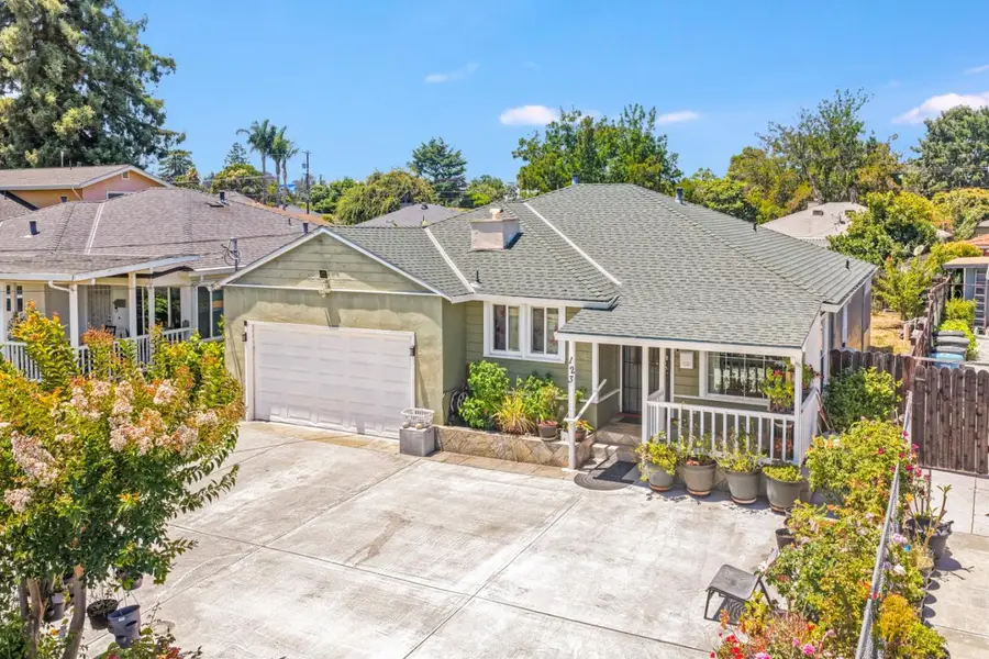 123 Gardenia Way, East Palo Alto, CA 94303 - #3