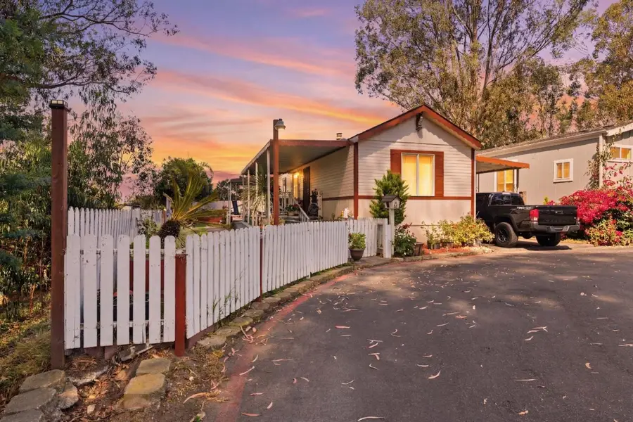 Address Withheld By Seller, Salinas, CA 93907 - #2