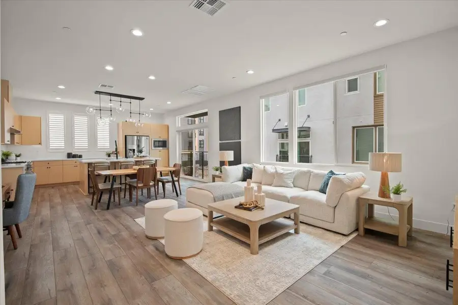 186 Nexus Loop, San Jose, CA 95110 - #3
