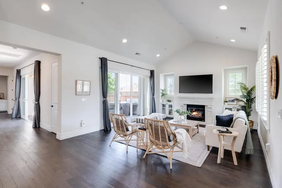 18402 Mcclellan Circle, Seaside Monterey, CA 93933 - #2