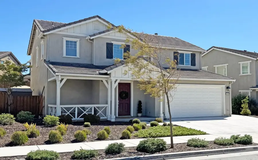 450 Thistle Street, Hollister, CA 95023 - #2