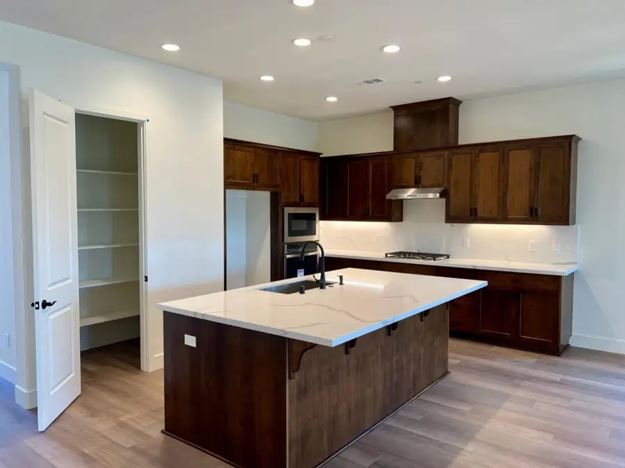 2106 White Oak Drive, Hollister, CA 95023 - #2