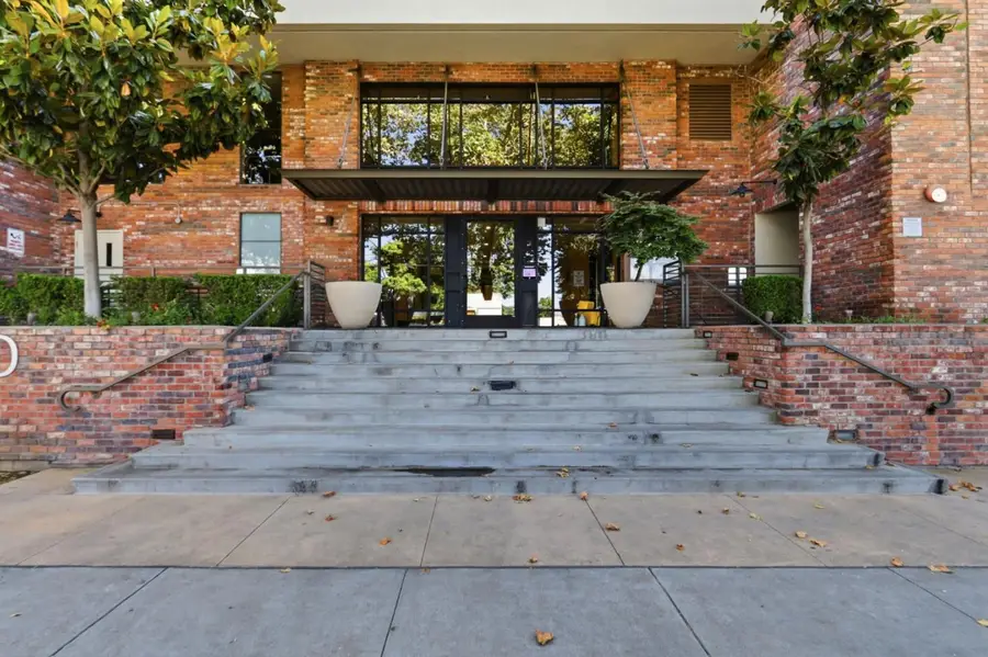 1060 S 3rd Street #115, San Jose, CA 95112 - #2
