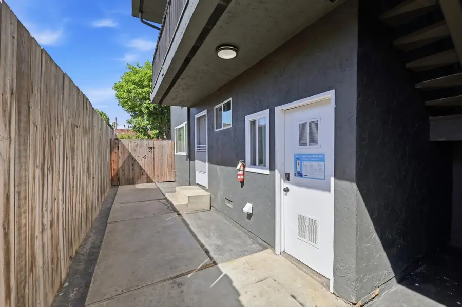 2916 Curtis Avenue, Redwood City, CA 94063 - #3
