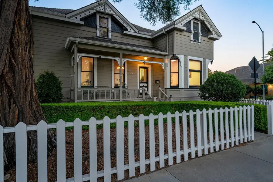 142 N Central Avenue, Campbell, CA 95008 - #2
