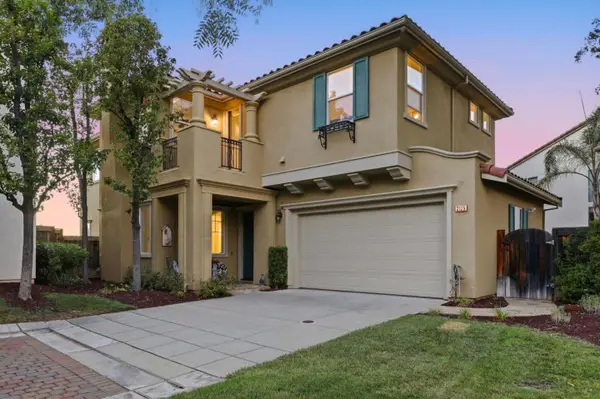 2125 Cruden Bay Way, Gilroy, CA 95020