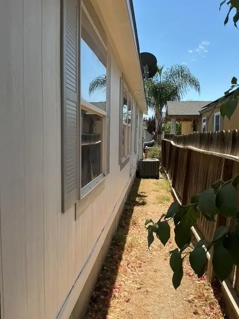 16644 Almond Street, Huron, CA 93234 - #2