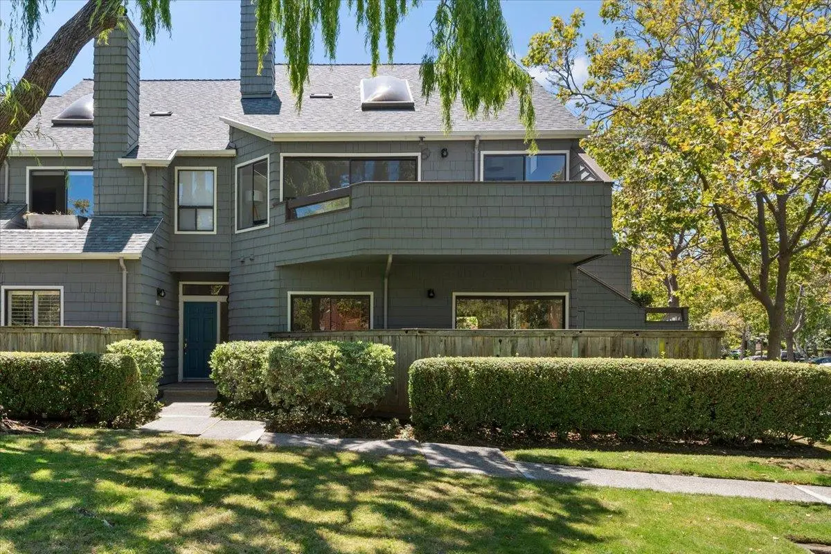 913 Shoreline Drive, San Mateo, CA 94404 - #1