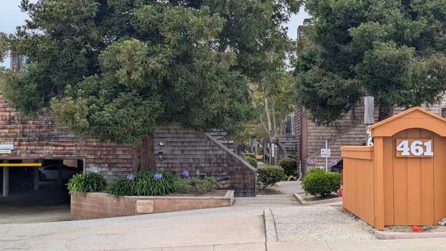 461 Dela Vina Avenue #104, Monterey, CA 93940 - #2