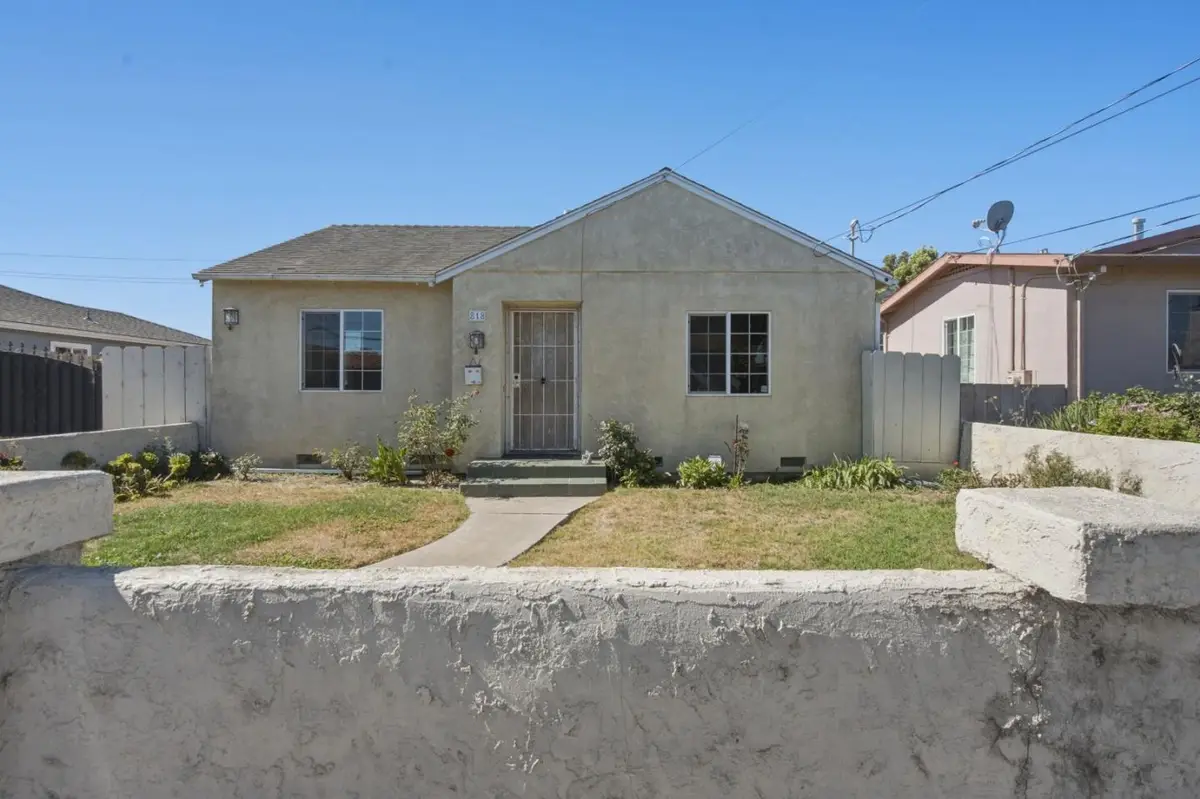 818 East Street, Salinas, CA 93905 - #1