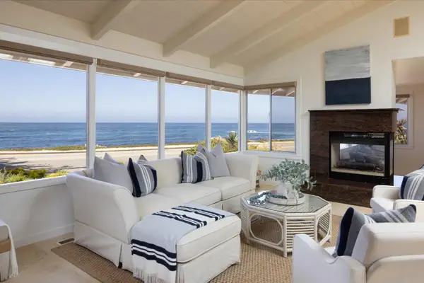 1209 Ocean View Boulevard, Pacific Grove, CA 93950