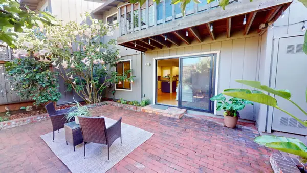 584 Spinnaker Court, Santa Cruz, CA 95062