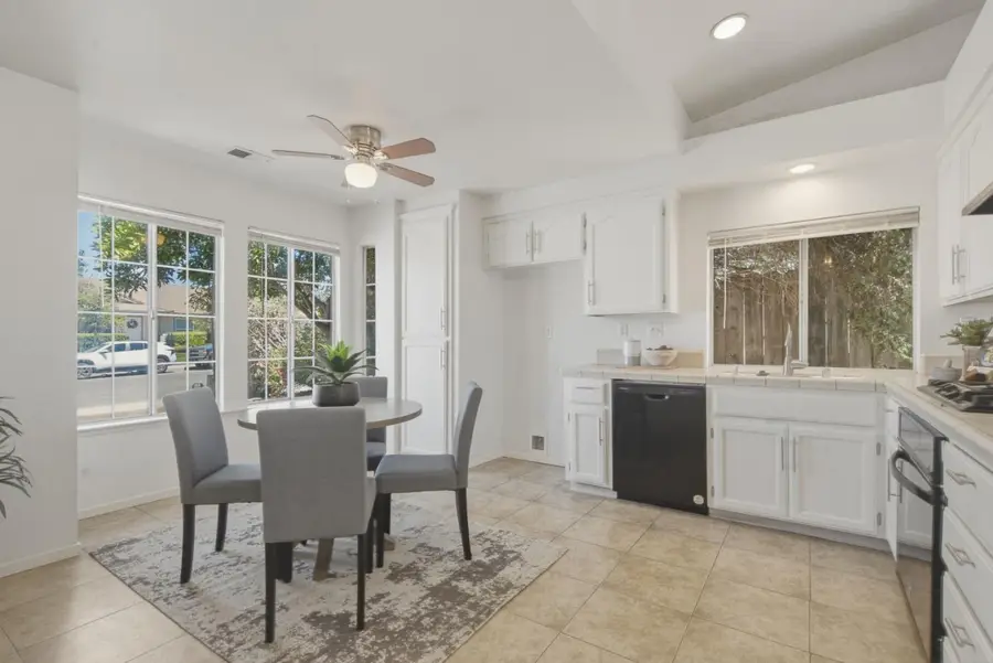 2151 Glarner Street, Hollister, CA 95023 - #3