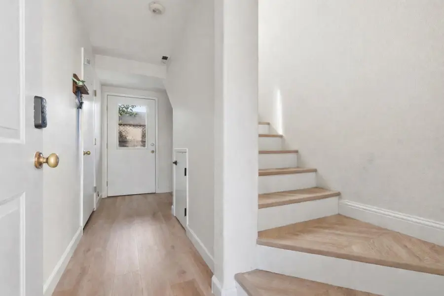 110 Library Lane, Santa Cruz, CA 95062 - #3