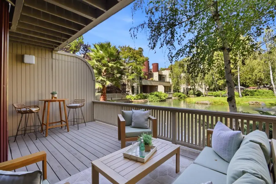 928 Wright Avenue #1103, Mountain View, CA 94043 - #3