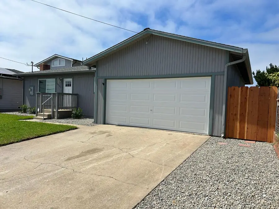10925 Pieri Court, Moss Landing, CA 95039 - #2