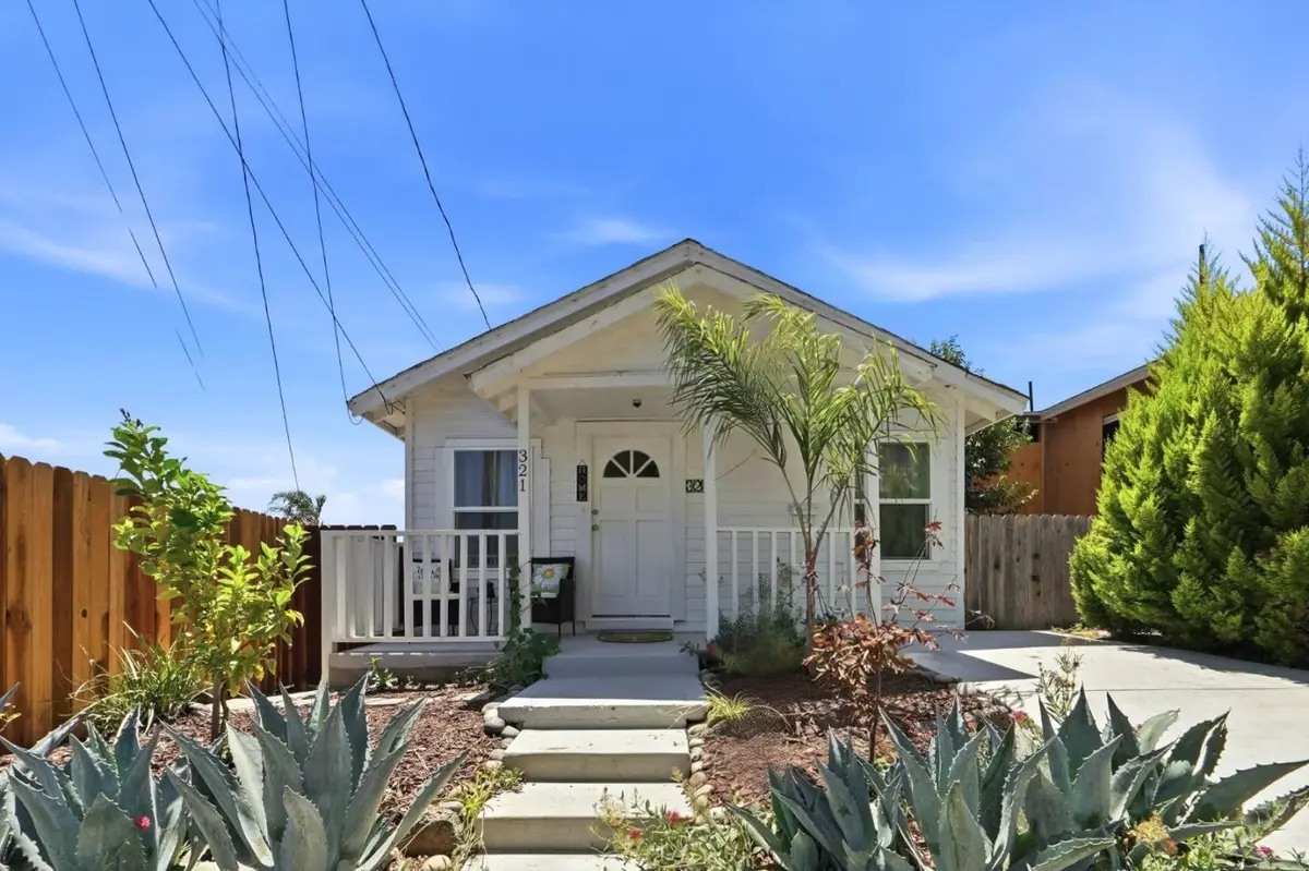321 Hill Street, Hollister, CA 95023 - #1