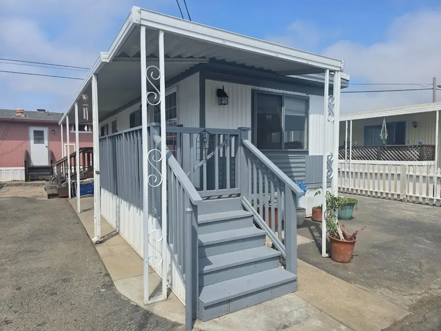 1117 Baldwin Street #35, Salinas, CA 93906 - #2