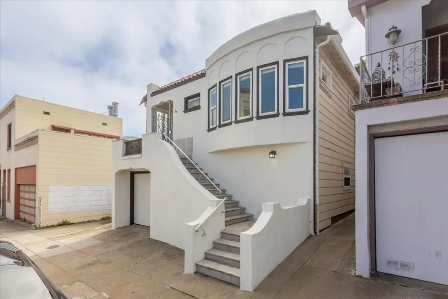 25 Colonial Way, San Francisco, CA 94112 - #3