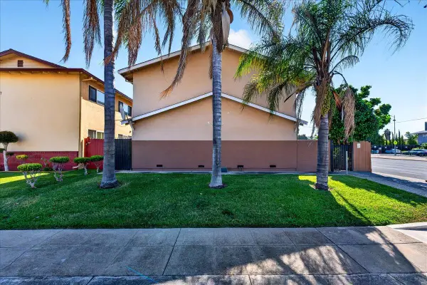 5601 Hoffman Court, San Jose, CA 95118