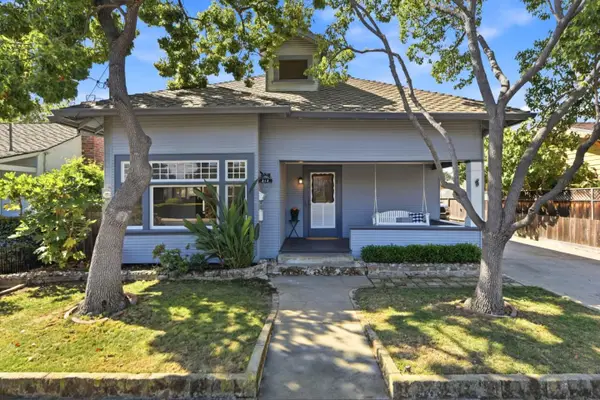 212 E Rincon Avenue, Campbell, CA 95008