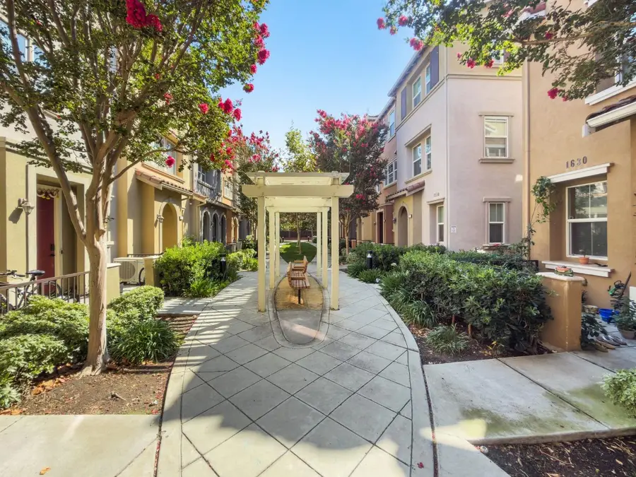 1520 Avina Circle #1, Santa Clara, CA 95054 - #3