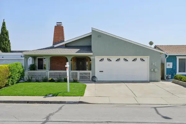 32980 Lake Mead Drive, Fremont, CA 94555