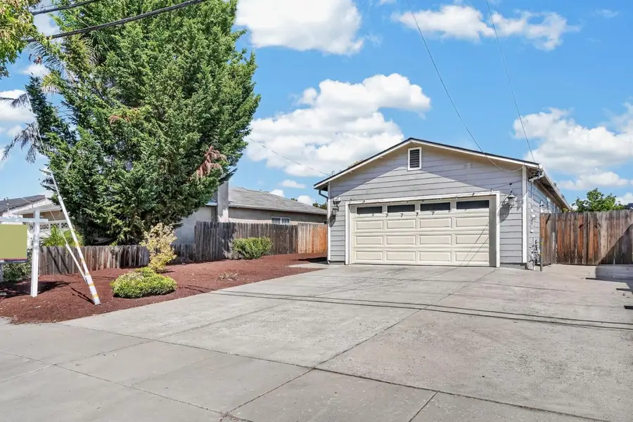 6952 Graham Avenue, Newark, CA 94560 - #3