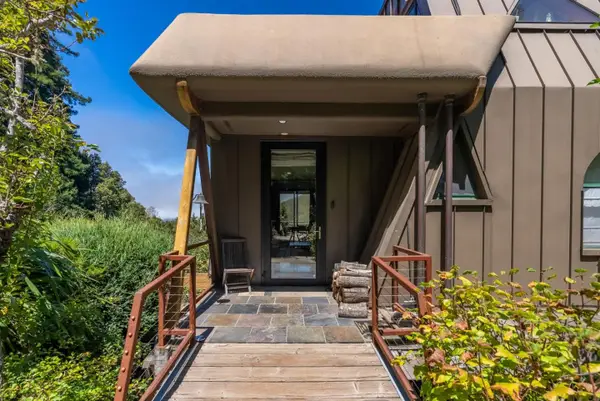 59755 Garrapatos Road, Big Sur, CA 93920
