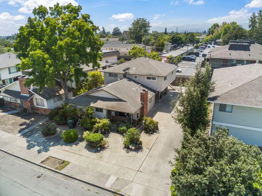 1040 W Iowa Avenue, Sunnyvale, CA 94086 - #3