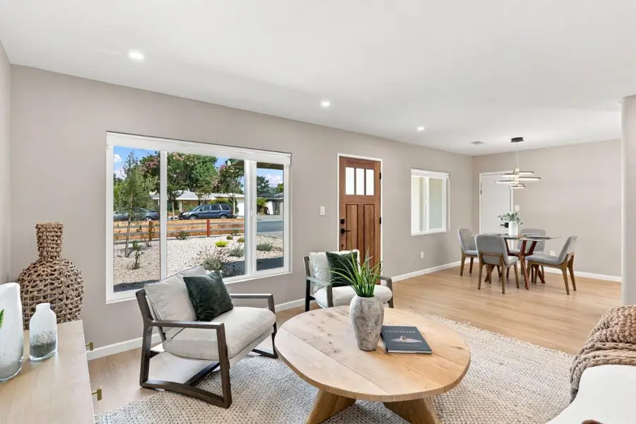 568 Madrone Avenue, Sunnyvale, CA 94085 - #2