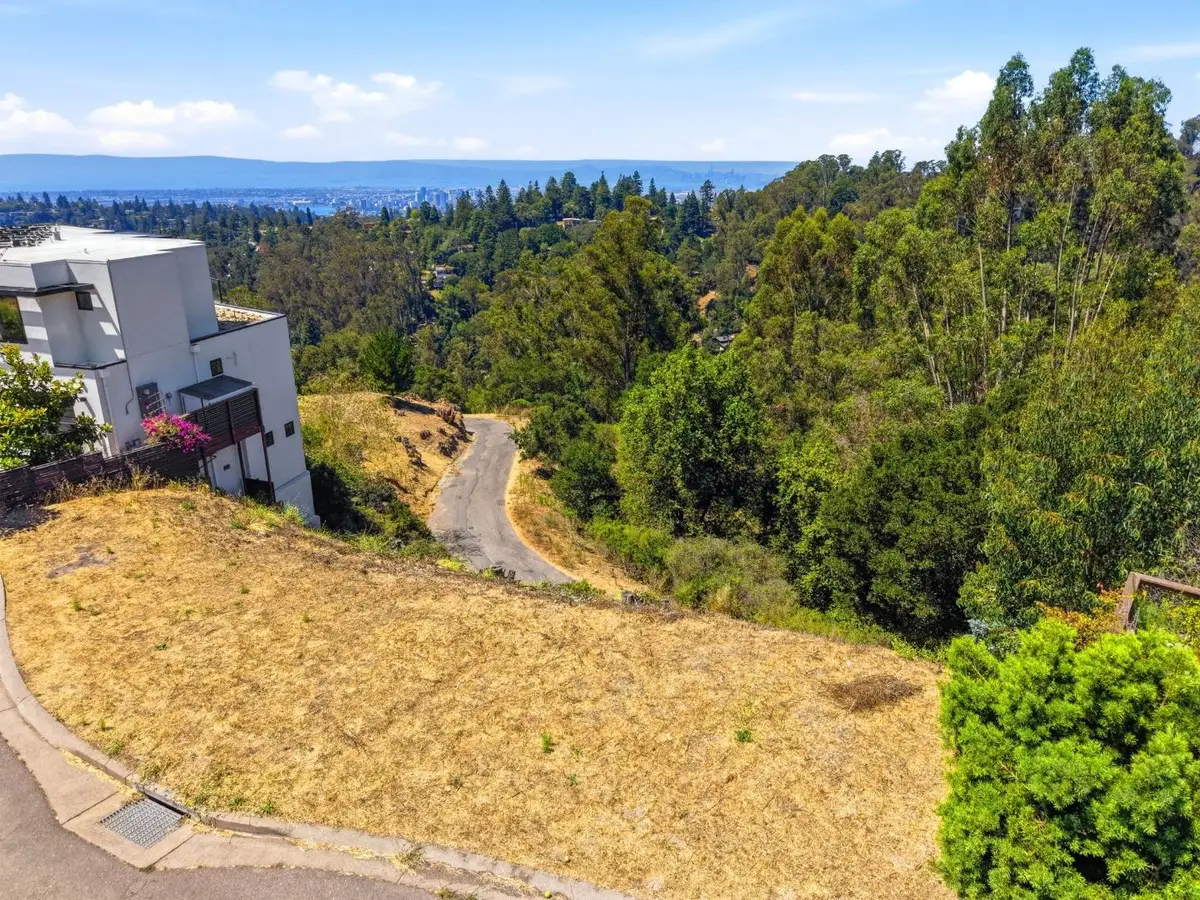 21 Jewel Court, Oakland, CA 94611 - #1