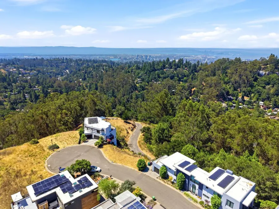 21 Jewel Court, Oakland, CA 94611 - #2