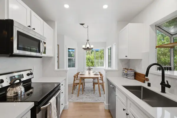 8035 Mountain View Drive #B, Pleasanton, CA 94588
