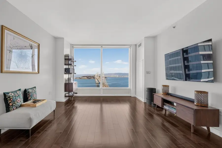 425 1st Street #3201, San Francisco, CA 94105 - #2