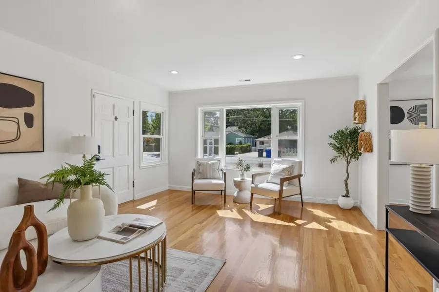 1054 Thornton Way, San Jose, CA 95128 - #2