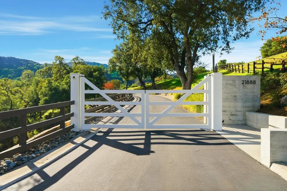 21888 Blue Oaks Place, Los Altos Hills, CA 94022 - #1