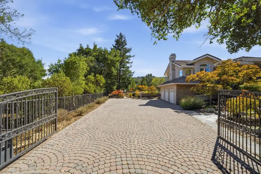 27960 Roble Blanco Court, Los Altos Hills, CA 94022 - #2