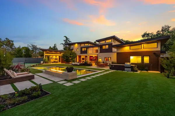 12271 Hilltop Drive, Los Altos Hills, CA 94024