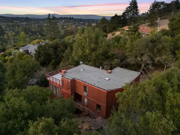 11490 Summit Wood Road, Los Altos Hills, CA 94022