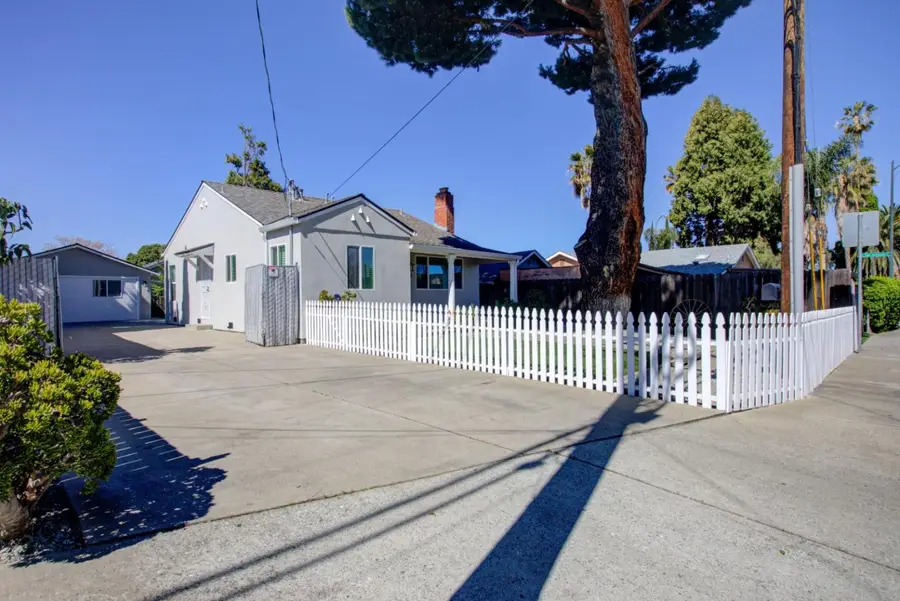 209 Mccreery Avenue, San Jose, CA 95116 - #3