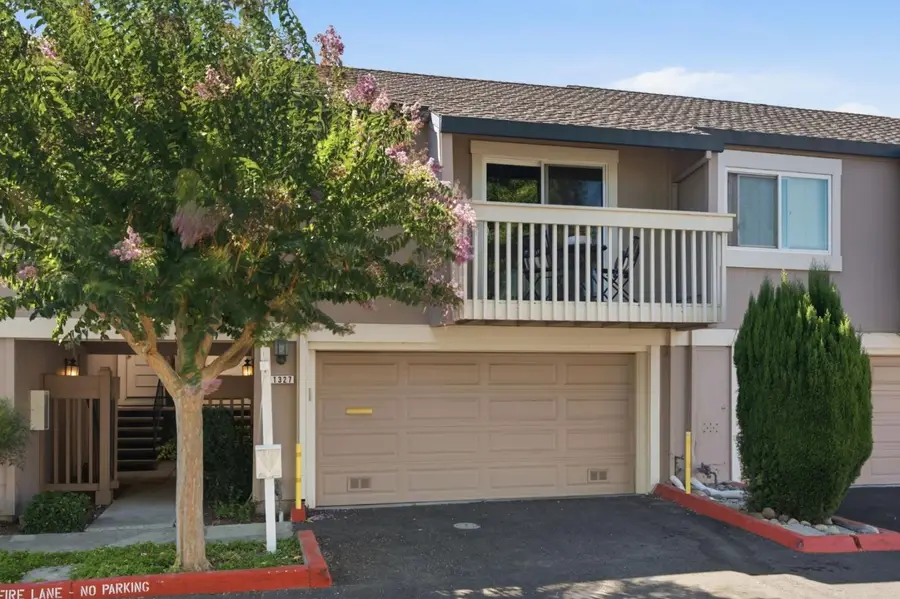 1327 Merrivale West Square, San Jose, CA 95117 - #2