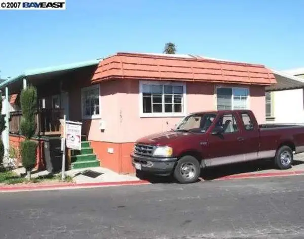 Address Withheld By Seller, Union City, CA 94587