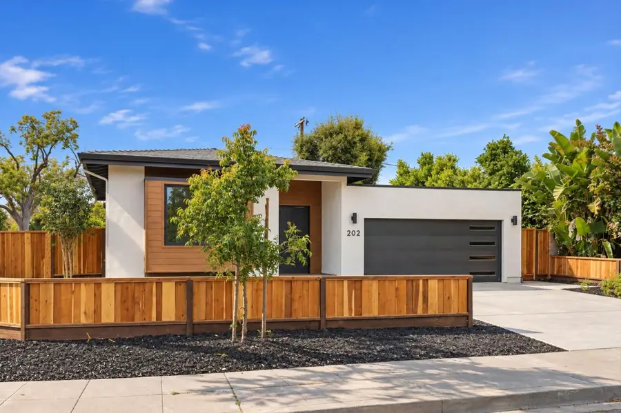 202 Thompson Avenue, Mountain View, CA 94043 - #2