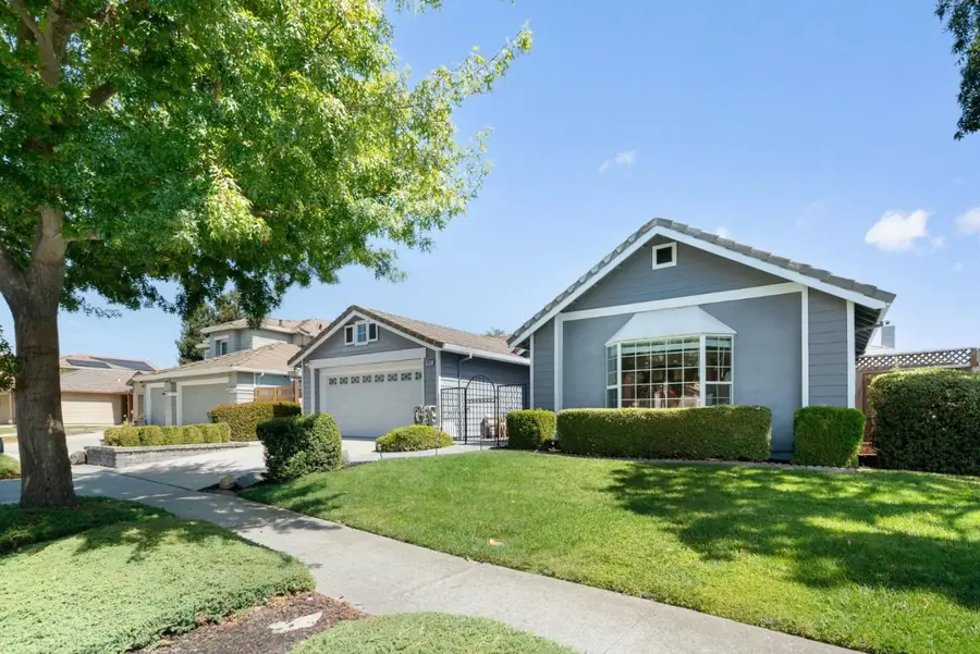 9412 Saddler Drive, Gilroy, CA 95020 - #2